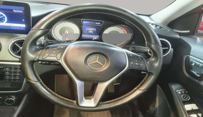 2014 Mercedes Benz GLA Class 200 CDI SPORT, Diesel, Automatic, 88,220 km, Steering Wheel Close Up