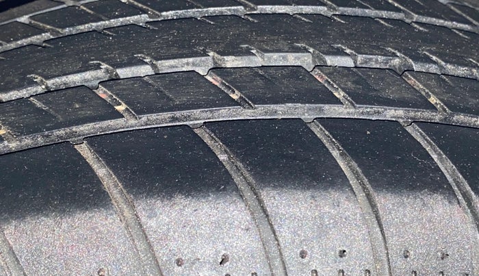 2018 Honda Amaze 1.2L I-VTEC S, Petrol, Manual, 90,647 km, Left Rear Tyre Tread