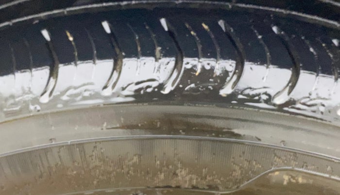 2017 Honda Jazz 1.2L I-VTEC V, Petrol, Manual, 62,700 km, Left Front Tyre Tread