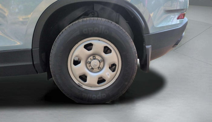 2022 Tata Safari XMA, Diesel, Automatic, 19,584 km, Left Rear Wheel