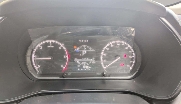 2022 Tata Safari XMA, Diesel, Automatic, 19,584 km, Odometer Image