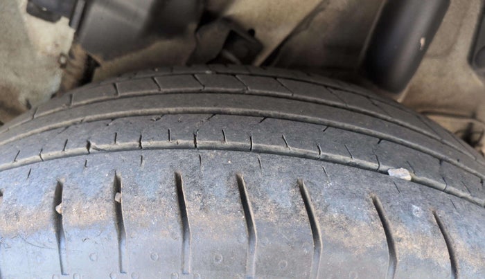 2023 Hyundai VENUE SX 1.2 PETROL, Petrol, Manual, 43,022 km, Left Rear Tyre Tread