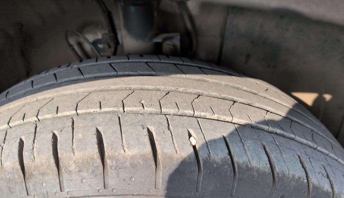 2023 Hyundai VENUE SX 1.2 PETROL, Petrol, Manual, 43,022 km, Right Front Tyre Tread