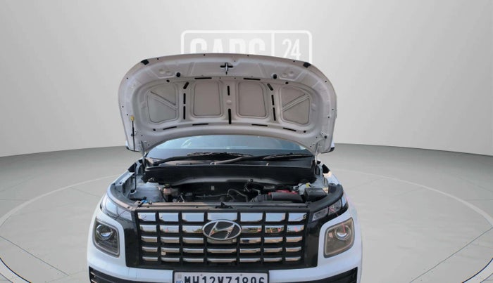2023 Hyundai VENUE SX 1.2 PETROL, Petrol, Manual, 43,022 km, Open Bonet