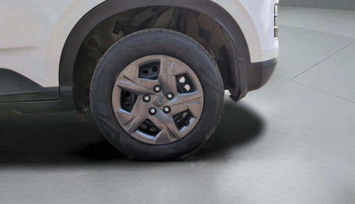 2023 Hyundai VENUE SX 1.2 PETROL, Petrol, Manual, 43,022 km, Left Rear Wheel