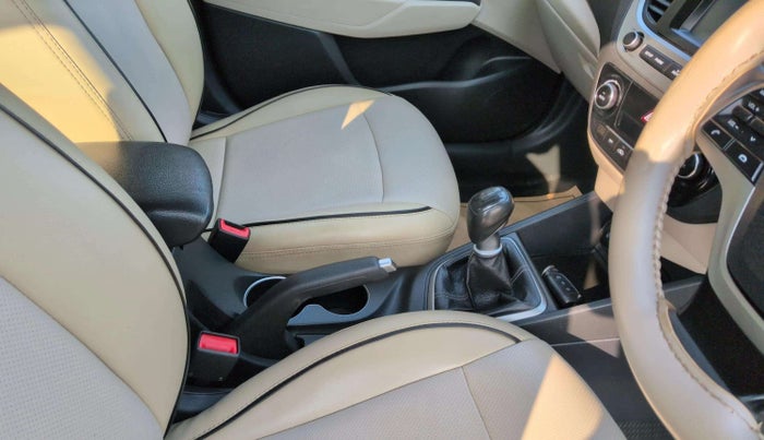 2019 Hyundai Verna 1.4 EX CRDI, Diesel, Manual, 67,423 km, Gear Lever