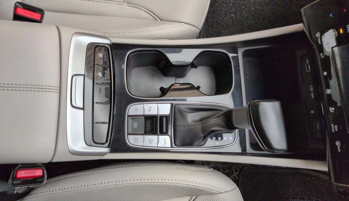 2023 Hyundai Tucson SIGNATURE 2.0 4WD AT DIESEL, Diesel, Automatic, 19,023 km, Gear Lever