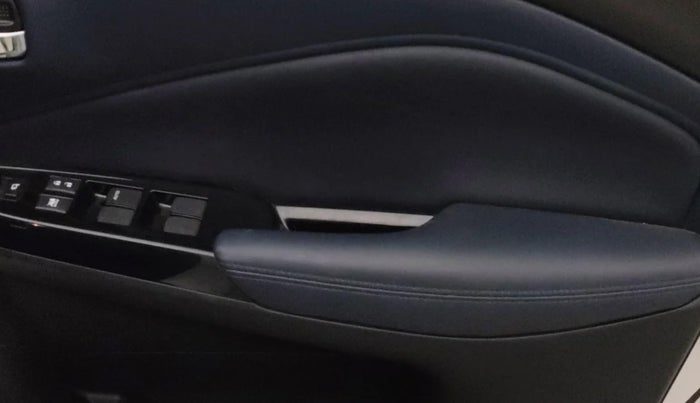 2024 Maruti Baleno ALPHA 1.2 AGS, Petrol, Automatic, 5,570 km, Driver Side Door Panels Control