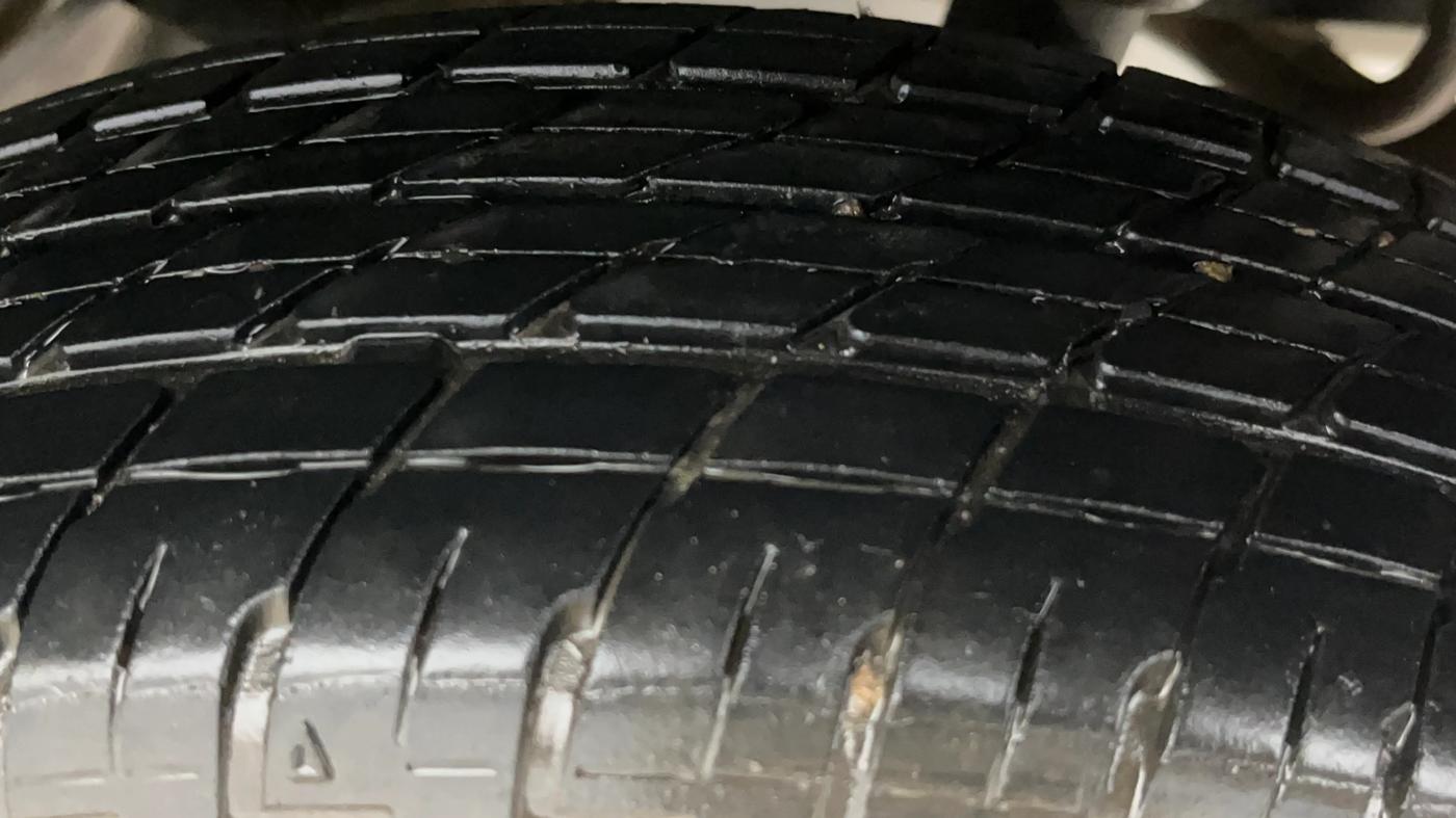 2017 Datsun Go T, Petrol, Manual, 42,089 km, Left Rear Tyre Tread