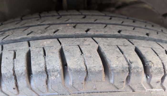 2022 Maruti Ertiga VXi (O), Petrol, Manual, 15,361 km, Left Rear Tyre Tread