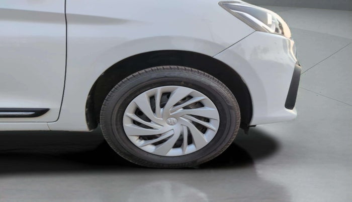 2022 Maruti Ertiga VXi (O), Petrol, Manual, 15,361 km, Right Front Wheel