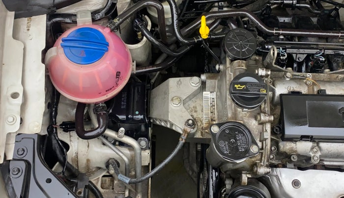 2014 Volkswagen Polo COMFORTLINE 1.2L PETROL, Petrol, Manual, 59,971 km, Engine View - Right