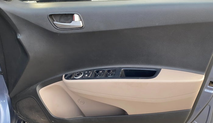 2016 Hyundai Grand i10 SPORTZ 1.2 KAPPA VTVT, Petrol, Manual, 96,930 km, Driver Side Door Panels Control