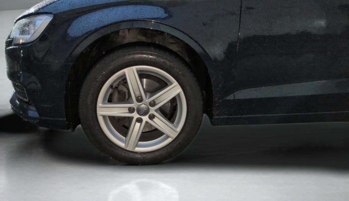 2018 Audi A3 35 TFSI PREMIUM PLUS, Petrol, Automatic, 24,077 km, Left Front Wheel