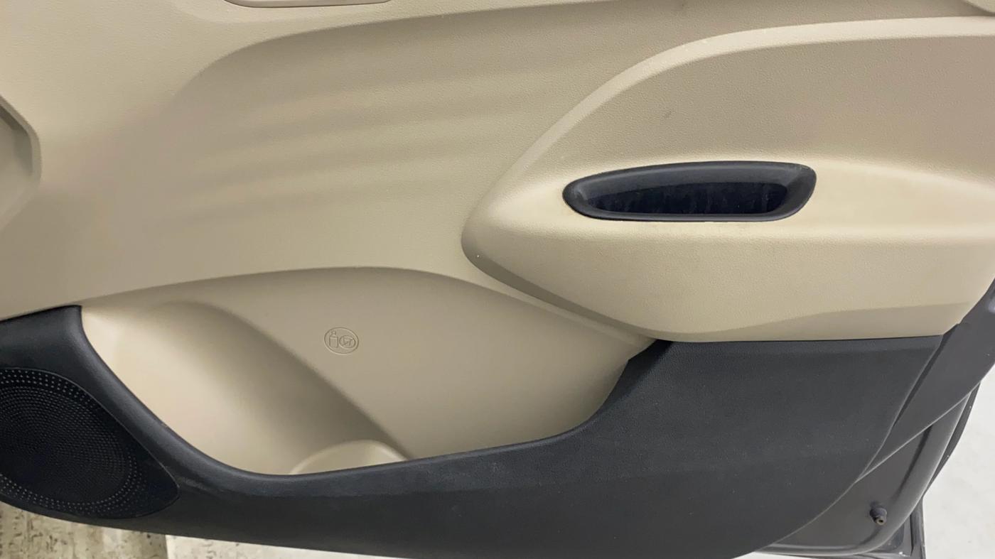 2021 Hyundai NEW SANTRO SPORTZ AMT, Petrol, Automatic, 71,159 km, Driver Side Door Panels Control