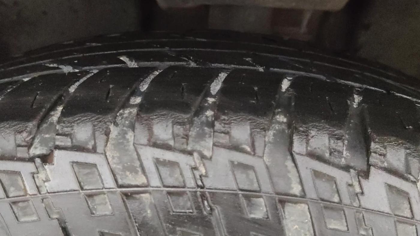 2019 Tata Harrier XZ 2.0L, Diesel, Manual, 40,171 km, Left Front Tyre Tread