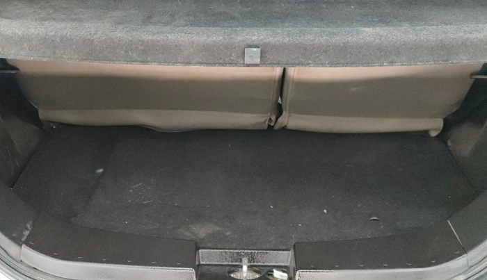 2016 Maruti Wagon R 1.0 VXI AMT, Petrol, Automatic, 49,646 km, Boot Inside