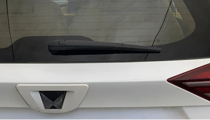 2021 Mahindra XUV700 AX 3 P MT 5 STR, Petrol, Manual, 15,831 km, Rear Wiper