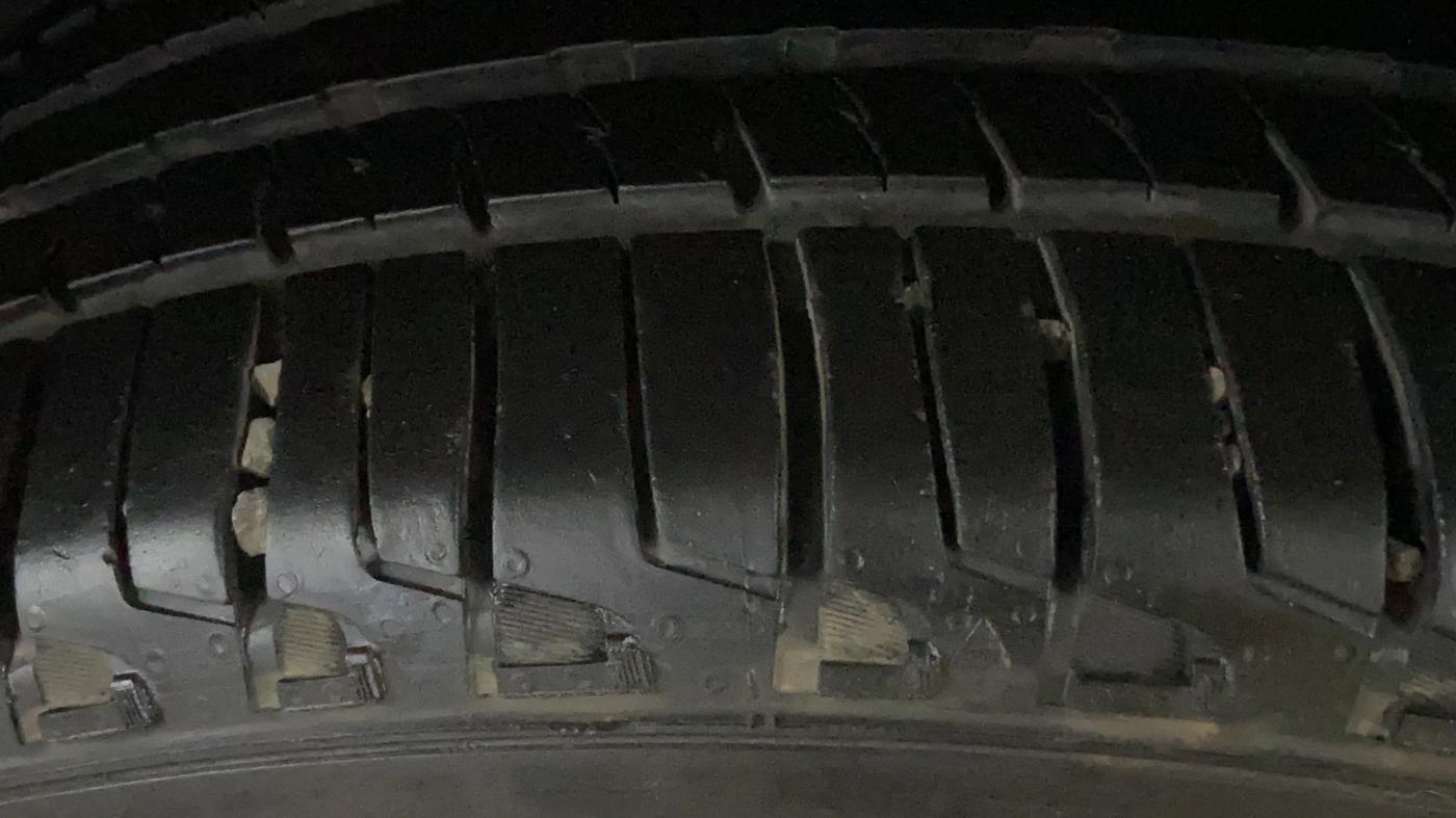 2021 Mahindra Thar LX D 4WD AT CONVERTIBLE, Diesel, Automatic, 63,777 km, Left Rear Tyre Tread