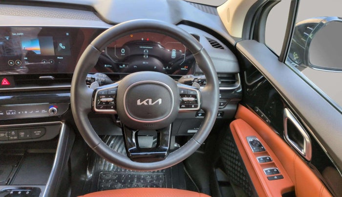 2025 KIA CARNIVAL LIMOUSINE PLUS 2.2 7 STR, Diesel, Automatic, 10,558 km, Steering Wheel Close Up