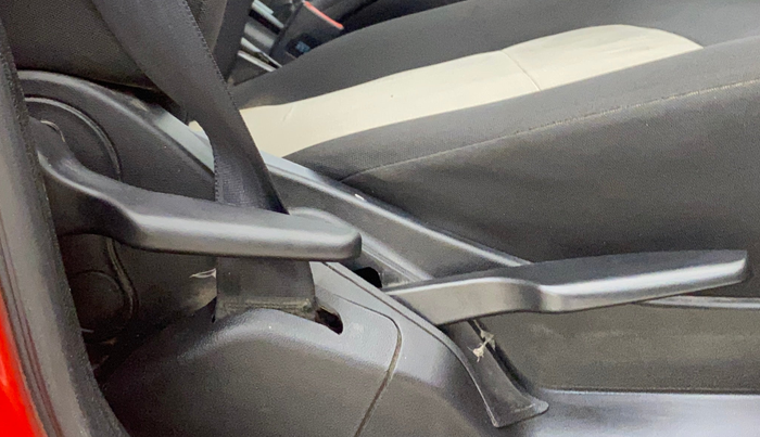 2016 Fiat Punto EVO DYNAMIC 1.2, Petrol, Manual, 60,364 km, Driver Side Adjustment Panel