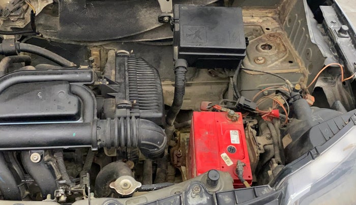 2016 Renault Kwid RXT 0.8, Petrol, Manual, 56,486 km, Engine View - Left