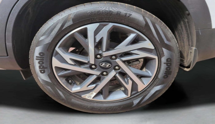 2024 Hyundai Creta SX TECH 1.5 PETROL iVT, Petrol, Automatic, 8,823 km, Left Rear Wheel