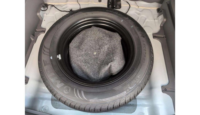 2024 Hyundai Creta SX TECH 1.5 PETROL iVT, Petrol, Automatic, 8,823 km, Spare Tyre