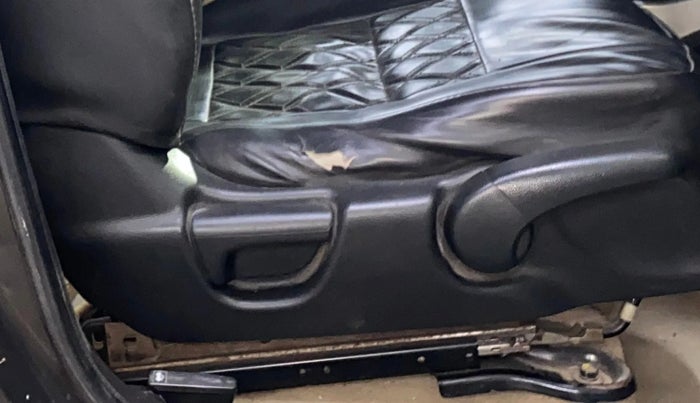 2016 Honda City 1.5L I-VTEC VX (O) MT, Petrol, Manual, 1,01,098 km, Driver Side Adjustment Panel