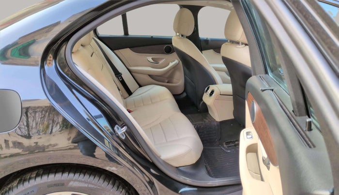 2021 Mercedes Benz C Class C 200 Progressive, Petrol, Automatic, 33,827 km, Right Side Rear Door Cabin