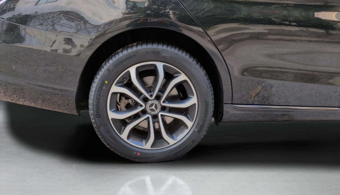 2021 Mercedes Benz C Class C 200 Progressive, Petrol, Automatic, 33,827 km, Right Rear Wheel