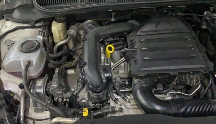 2022 Skoda SLAVIA AMBITION 1.0L TSI MT, Petrol, Manual, 34,754 km, Engine View - Right