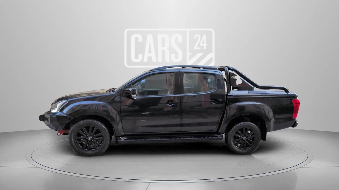 2022 ISUZU D-Max V Cross Z PRESTIGE 4X4AT, Diesel, Automatic, 46,876 km, Left Side