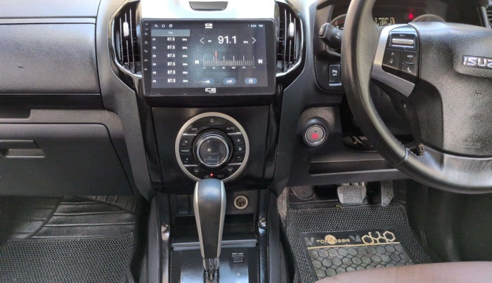 2022 ISUZU D-Max V Cross Z PRESTIGE 4X4AT, Diesel, Automatic, 46,876 km, Air Conditioner