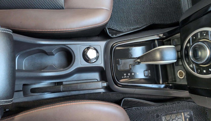 2022 ISUZU D-Max V Cross Z PRESTIGE 4X4AT, Diesel, Automatic, 46,876 km, Gear Lever