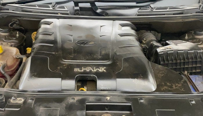 2018 Mahindra XUV500 W11 AT, Diesel, Automatic, 84,090 km, Engine View