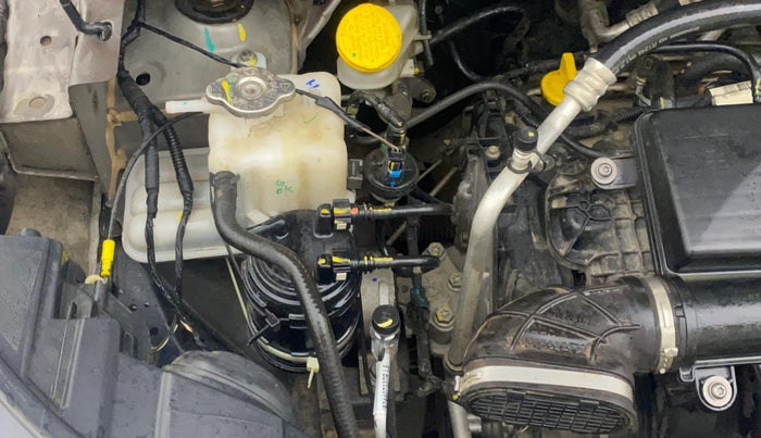 2023 Renault TRIBER RXZ, Petrol, Manual, 39,158 km, Engine View - Right