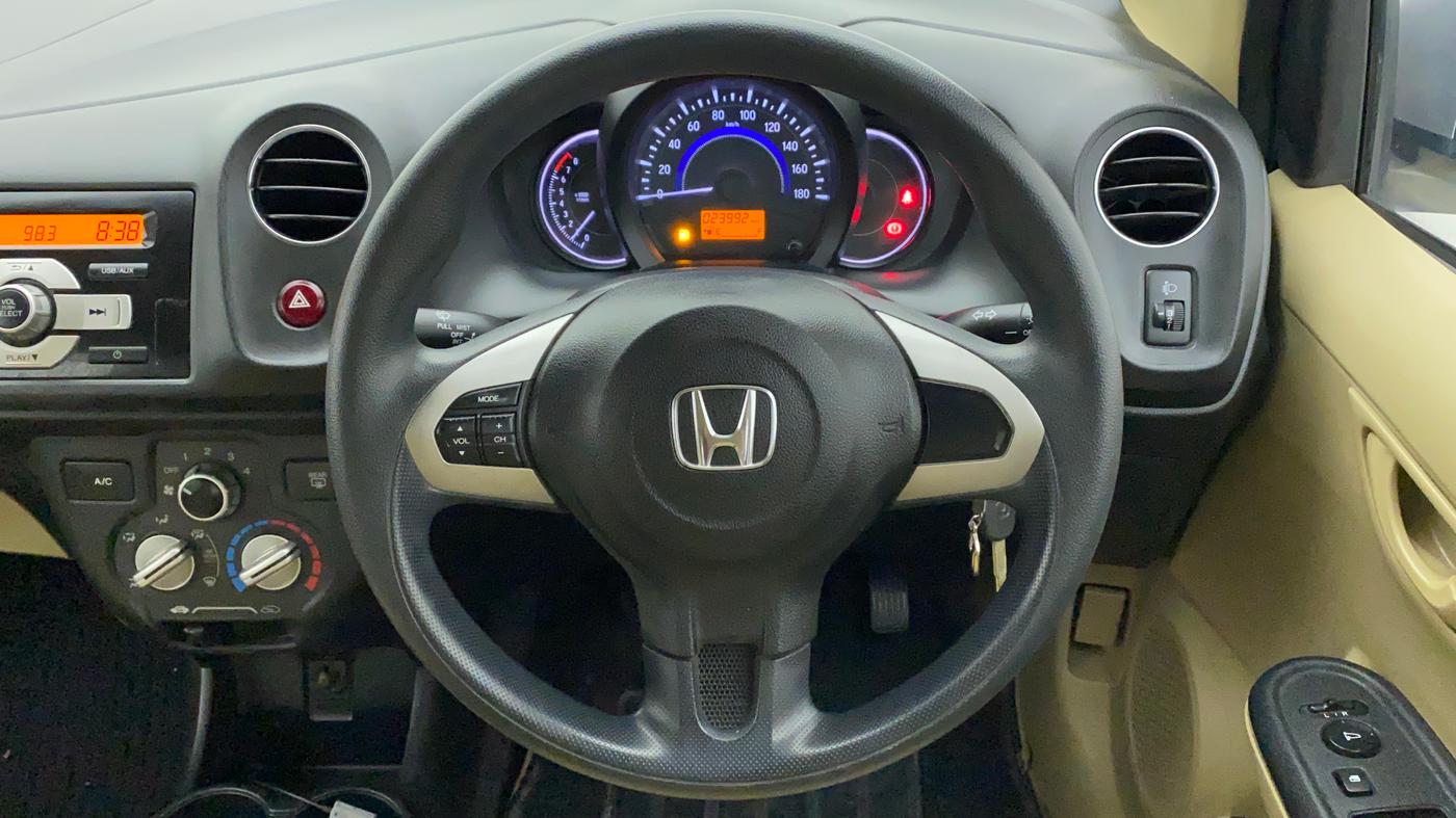 2015 Honda Brio S MT, Petrol, Manual, 23,992 km, Steering Wheel Close Up
