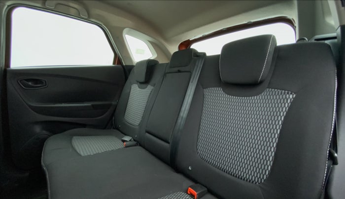 2018 Renault Captur RXE PETROL MT, Petrol, Manual, 6,607 km, Right Side Rear Door Cabin