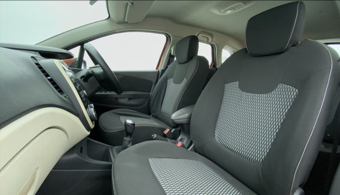 2018 Renault Captur RXE PETROL MT, Petrol, Manual, 6,607 km, Right Side Front Door Cabin