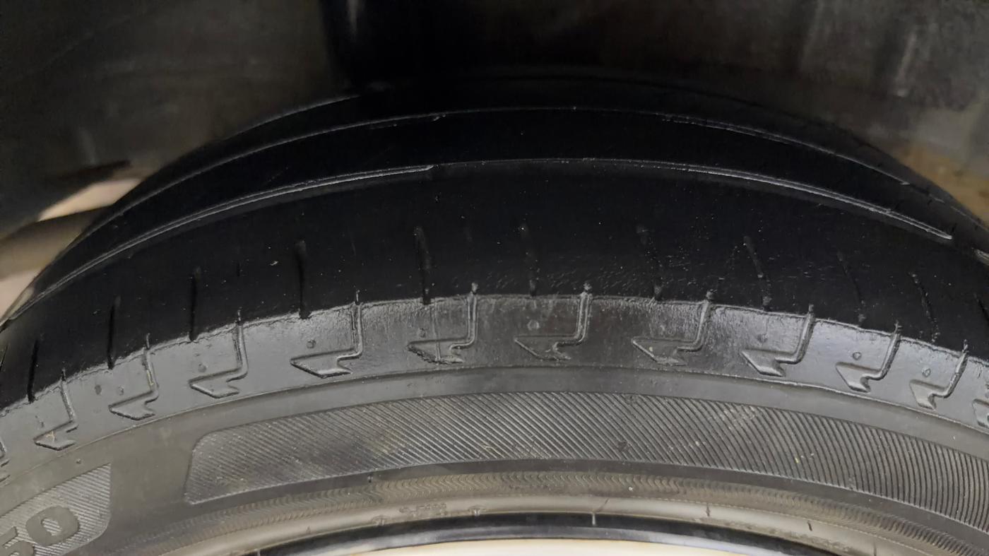 2022 Honda Amaze 1.2L I-VTEC S, CNG, Manual, 44,301 km, Right Rear Tyre Tread