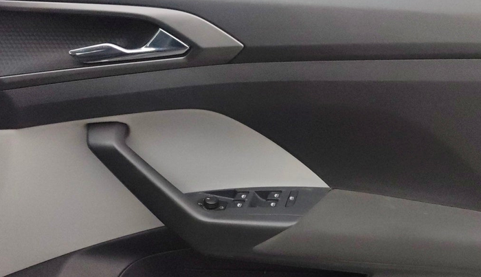 2022 Skoda KUSHAQ AMBITION 1.0L TSI MT, Petrol, Manual, 49,545 km, Driver Side Door Panels Control