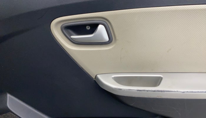 2017 Maruti Alto K10 VXI, Petrol, Manual, 60,390 km, Driver Side Door Panels Control