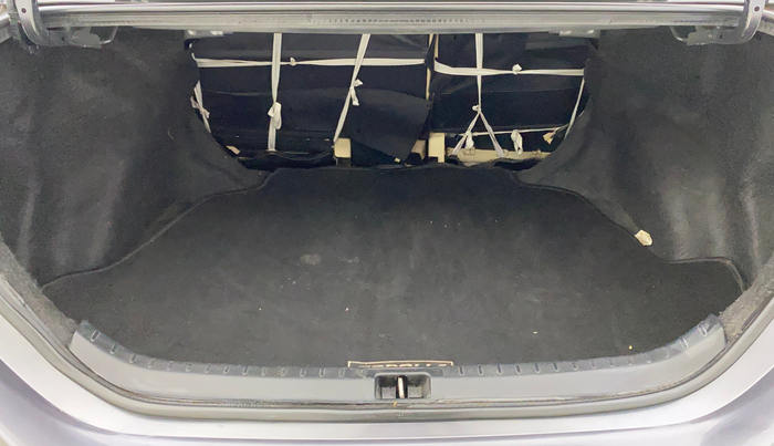 2014 Toyota Corolla Altis G PETROL, Petrol, Manual, 1,03,843 km, Boot Inside