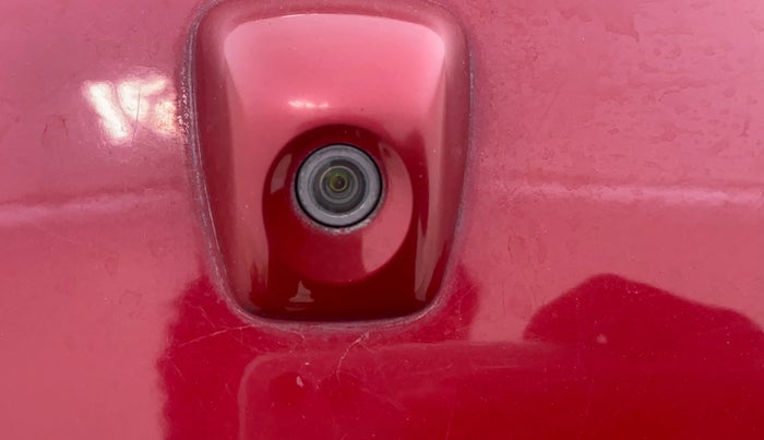 2017 Hyundai Elite i20 ASTA 1.2 (O), Petrol, Manual, 1,31,456 km, Parking Camera