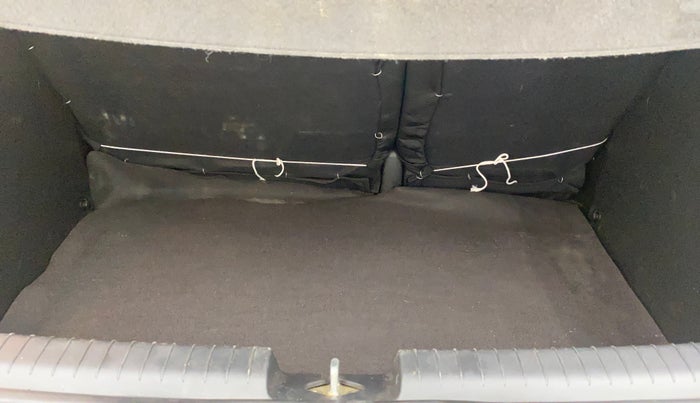 2017 Hyundai Elite i20 ASTA 1.2 (O), Petrol, Manual, 1,31,456 km, Boot Inside