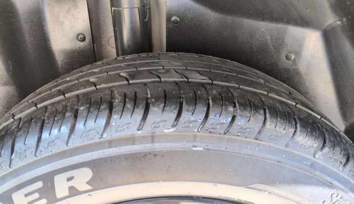 2019 MG HECTOR SHARP 1.5 DCT PETROL, Petrol, Automatic, 52,206 km, Left Rear Tyre Tread