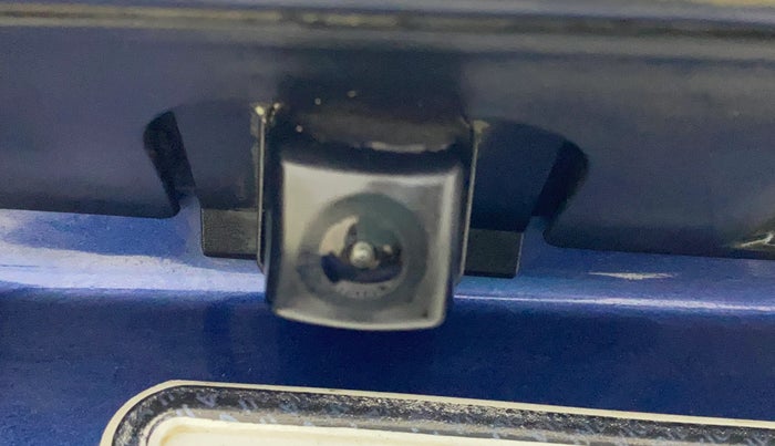 2019 Maruti Ciaz ALPHA  AT 1.5 SHVS PETROL, Petrol, Automatic, 69,792 km, Parking Camera