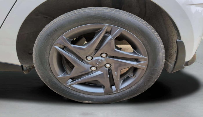 2022 Hyundai NEW I20 SPORTZ 1.2 MT, Petrol, Manual, 51,522 km, Left Rear Wheel