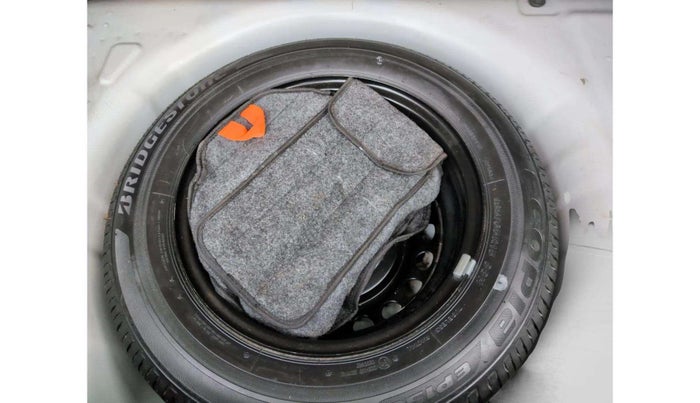 2022 Hyundai NEW I20 SPORTZ 1.2 MT, Petrol, Manual, 51,522 km, Spare Tyre